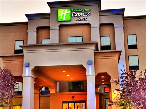 Holiday Inn Express & Suites Sioux City - Southern Hills Amenities ...