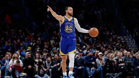 Steph Curry Made Nba History In Nuggets Warriors Game Yardbarker