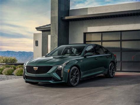 Cadillac Ct5 V And Ct5 V Blackwing Get Visual And Aero Tweeks A Huge Screen And Excellent New