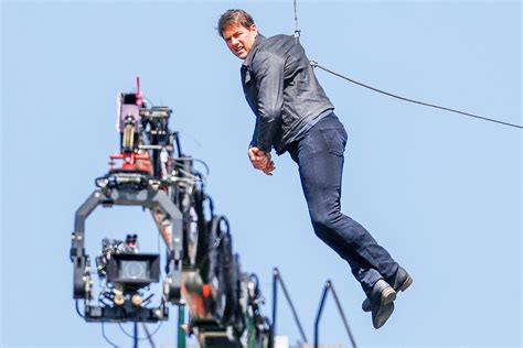 Tom Cruise Breaks Ankle On ’Mission Impossible 6' Stunt