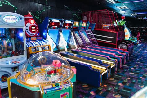 See Inside Of Webers Skateworld Roller Skating Rink Arcade Snack