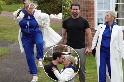 Kerry Katona Says OnlyFans Has Boosted Her Sex Life But She S Annoyed About Picture Leaks