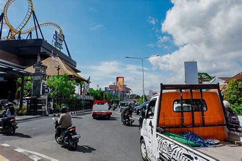 Billboard Jl Imam Bonjol Trans Studio Baligen