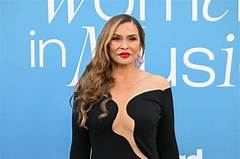 Tina Knowles Breast Cancer