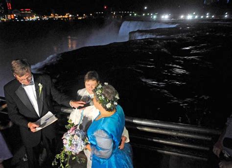 CONTRANATURA PAR DE ABUELAS FUE EL PRIMER MATRIMONIO GAY EN NUEVA YORK