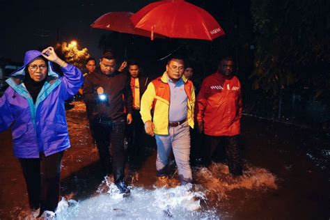 Getaran Semasa Beberapa Kawasan Di Klang Sepang Dilanda Banjir