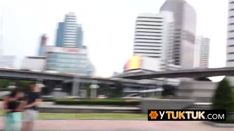 Blonde FILIPINA Accedes To Have POV Bareback Sex