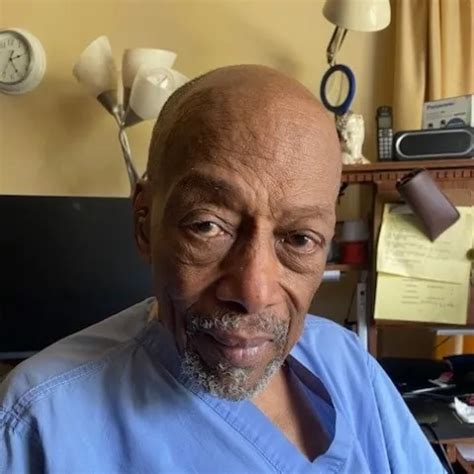 Amazing Ebony Babe Plays With Pink Pussy Xhamster