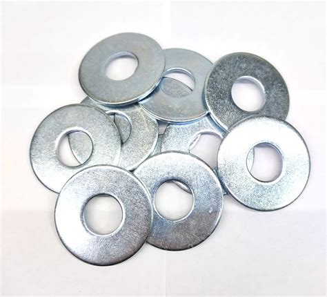 Кузовные шайбы – особенности крепежного элемента