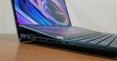 ASUS ZenBook Pro Duo 15 OLED Review | Geek Lifestyle