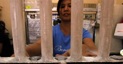 MERCADS A LATINA Monedas caen por avance global del dólar tras violencia en el Capitolio de EEUU