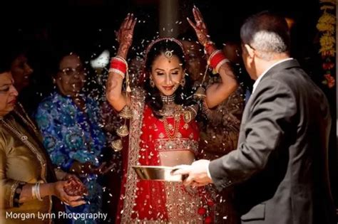 15 Beautiful Vidaai Moments From Real Indian Weddings That Ll Bring Tears In Your Eyes