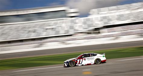 Denny Hamlin paces opening Daytona 500 practice | NASCAR