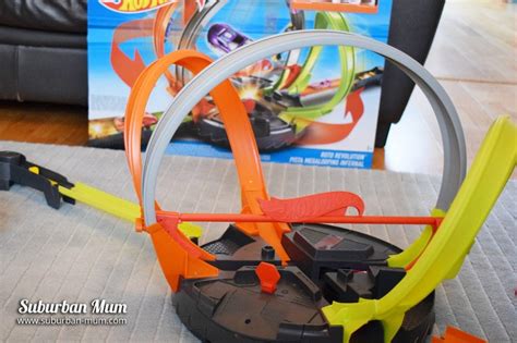 Review Hot Wheels Roto Revolution Track Set Suburban Mum