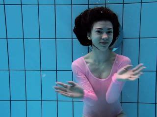 Sex Tube Videos With Bikini Pussy At DrTuber