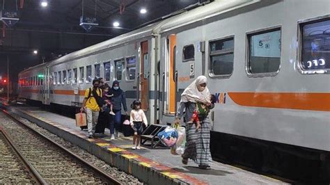 PT KAI Banting Harga Tiket Kereta Api Obral Lebih 6000 Tempat Duduk