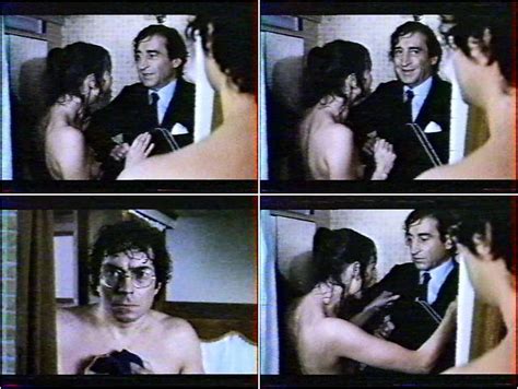 Naked Sabine Azéma in On n est pas des anges elles non plus