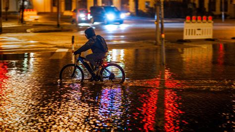 Extremwetter mit Sturmflut an den Küsten in Deutschland So schlimm wie