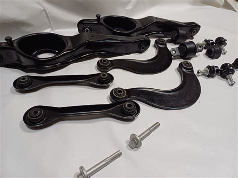 Комплект рычагов задней подвески мазда 3 бк Mazda 3 BK Ford Focus 2 ...