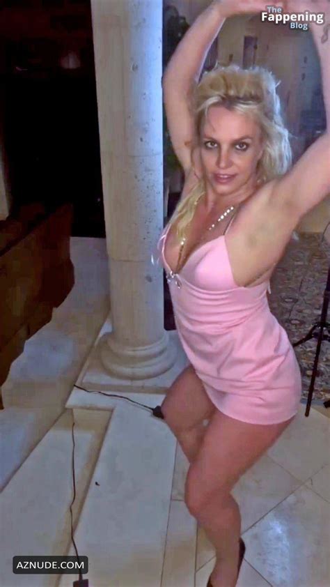 Britney Spears Sexy And Sultry Photos Flaunting Her Fit Legs And Hot Tits In A Tempting Pink