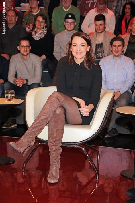 ᐅ Carolin Kebekus Nude XWorldZ