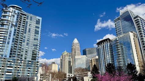 11 best Uptown Charlotte hotels - Axios Charlotte