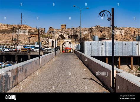 bridge  kirkuk citadel kirkuk iraq stock photo alamy