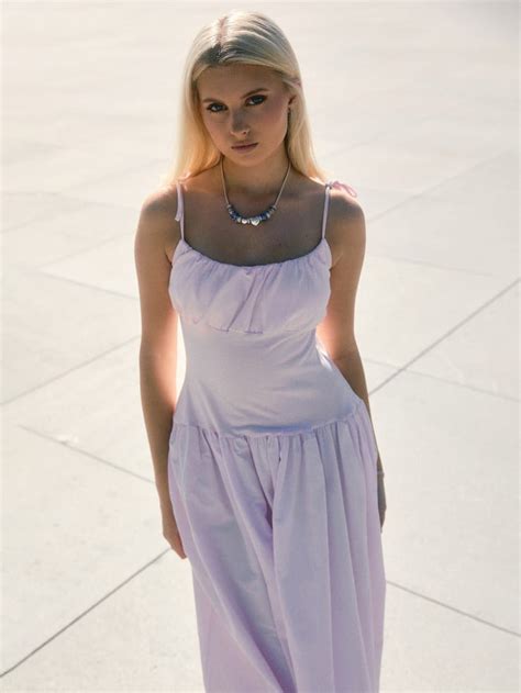 OLA SZKOLDA SEXY HOT PHOTOS LEGS NAKED NUDE