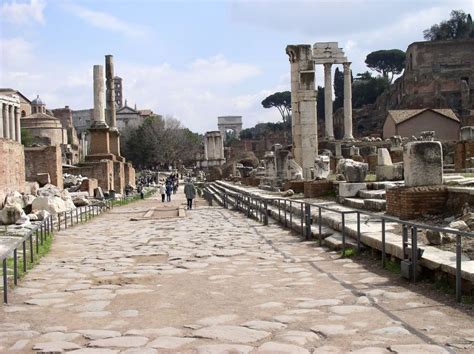 La Via Sacra Roma Eredi Di Un Impero