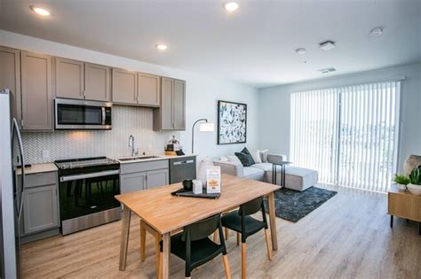 The Apex Meadows 4480 Meadows Ln Las Vegas Nv 89107