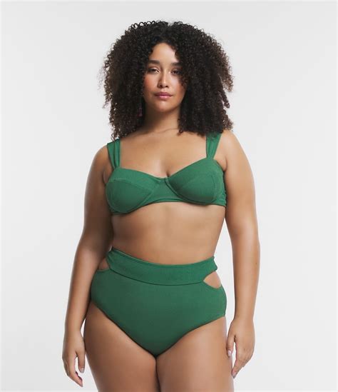 Biquíni Calcinha Hot Pants em Poliamida Detalhe Vazado Curve Plus Size Verde Renner