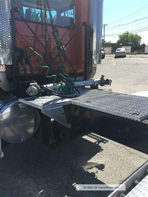 2001 Mack Ch613
