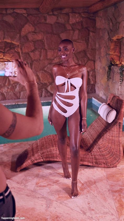 Zaawaadi Lifewithzaawaadiofficial Nude OnlyFans Leaks Fappening FappeningBook