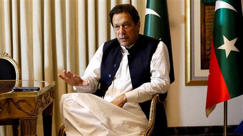 Pakistan Election Regulator Disqualifies Ex Pm Khan From Politics For