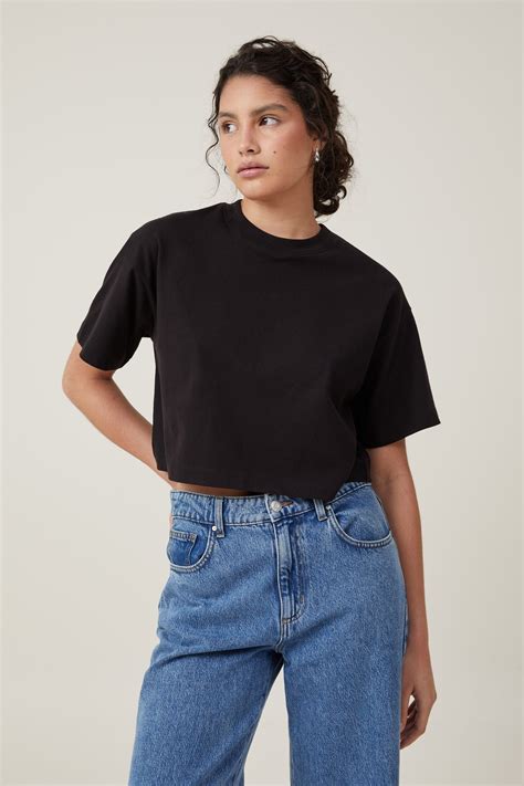 cropped boxy tee