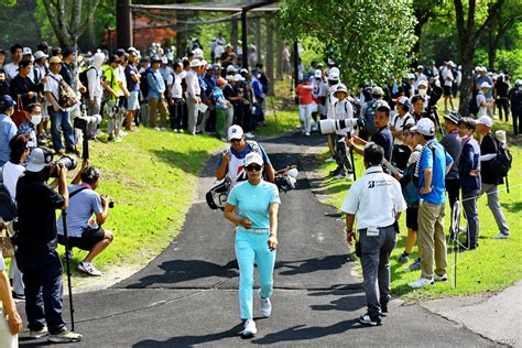 2023年 ブリヂストンレディスオープン 初日 渋野日向子｜gdo ゴルフダイジェスト・オンライン