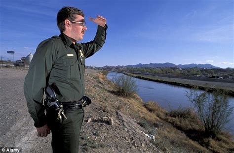 Illegal Immigrant Sex Offenders Arrested After Crossing Texas Border Daily Mail Online