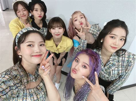 오마이걸 인기가요 걸그룹연예인 움짤저장소
