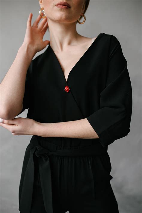 Комбинезон 582-02 черний. Купить Женские комбинезоны в магазине — Hardy™