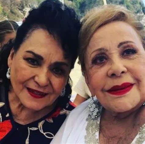 Carmen Salinas Lozano Hija De Carmen Lozano Viramontes Y Jorge