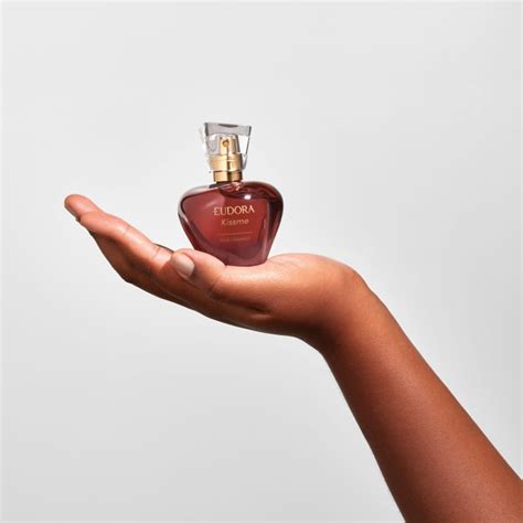 Kiss Me Nude Caramelo Desodorante Col Nia Ml Eudora