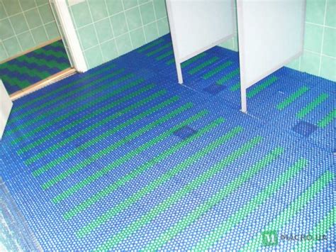 Купить Резиновые коврики в душевые кабинки, для зоны у бассейна. Самые ...