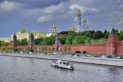Moscow River tour for foreigners | Boat trips
