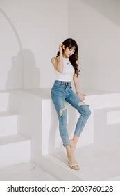 Cute Thin Brunette Royalty Free Photos And Stock Images Shutterstock