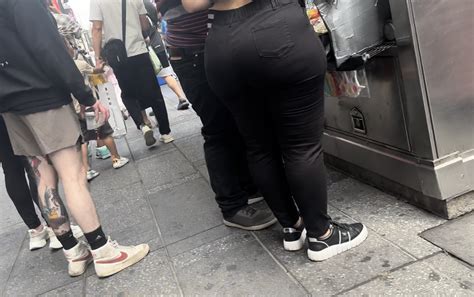 Phat Ass Butt European Blonde Pawg Monstrous Ass Cheeks Tight Jeans Forum