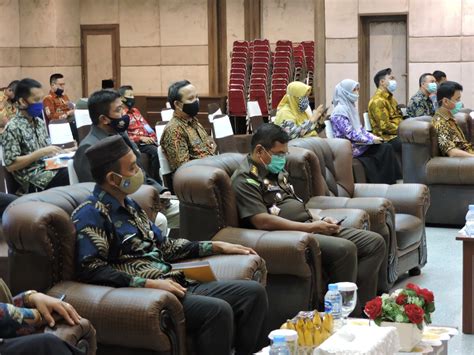 Forum Konsultasi Publik Penyusunan Standar Pelayanan Sekretariat Daerah