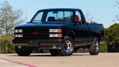 The Gmt Spawned Chevys First Performance Truck Aldan American