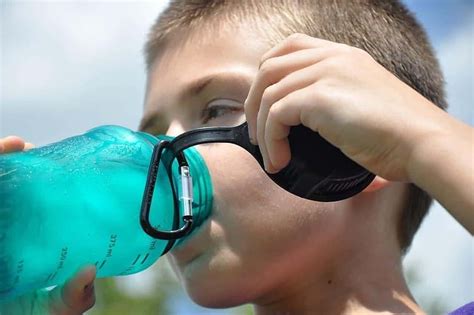 Why Do I Pee Immediately After Drinking Water?