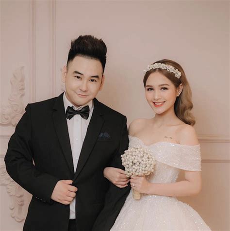 Ch D U X C A Di P L M Anh Nhan S C Xinh Nh Hot Girl L G Ng M T Quen Thu C Trong C C Mv