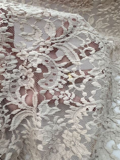 Renda Elastano Nude Skala Tecidos